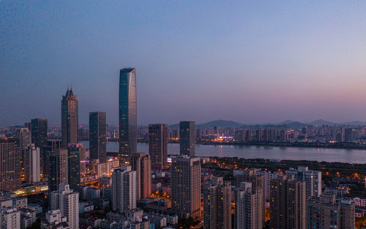 南京企业战略咨询：160个政策点摆在那，怎么用进你的一页纸战略